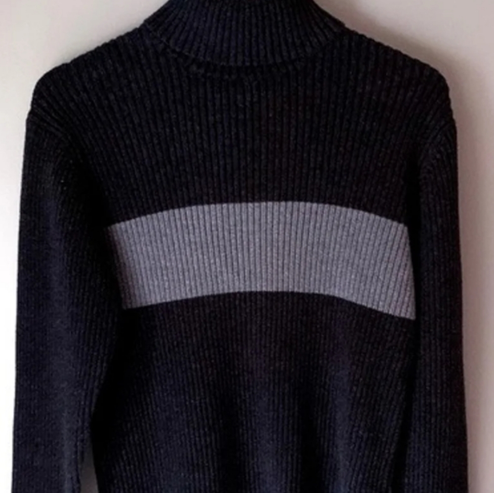 Nautica Jeans Charcoal Gray Turtle Sweater